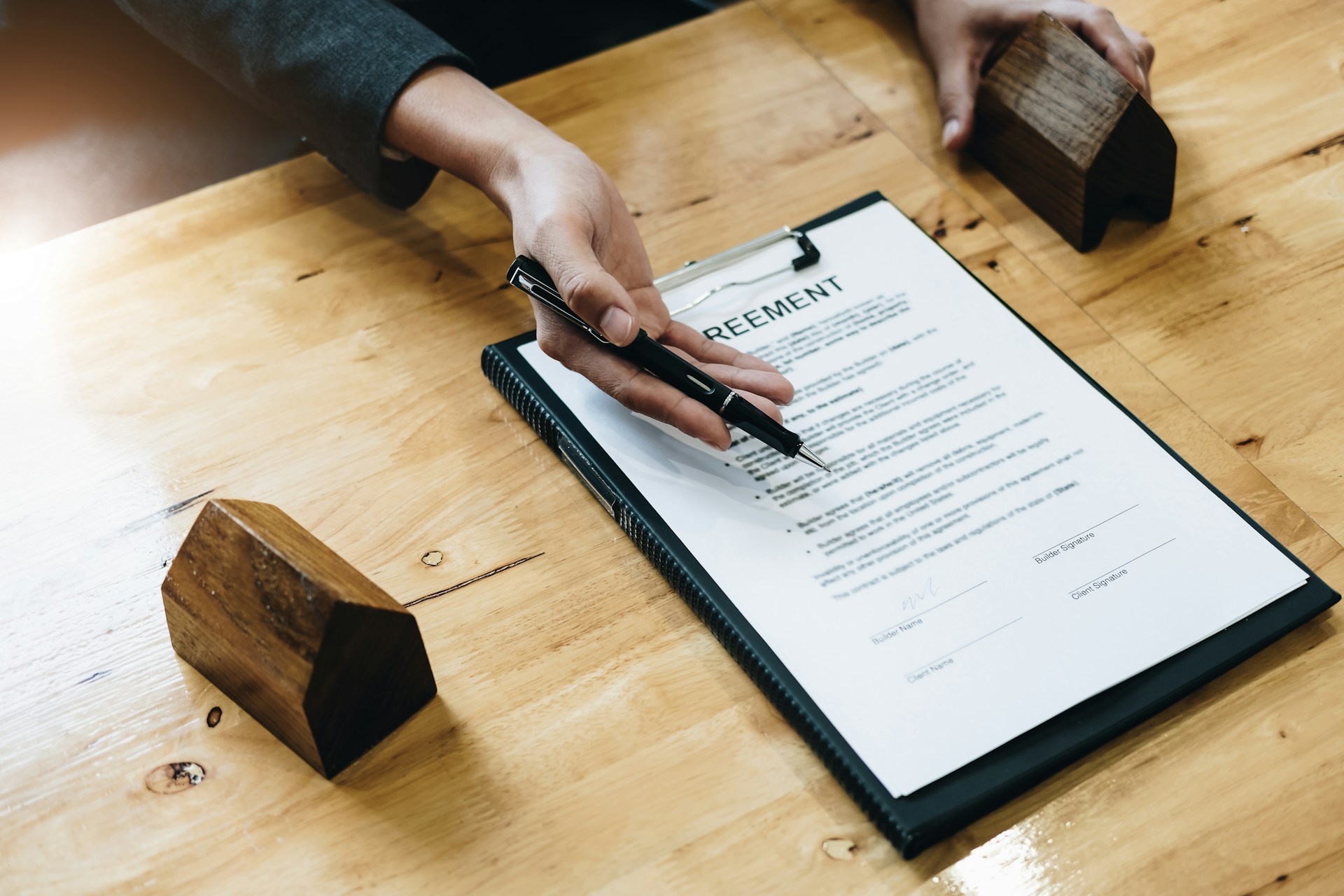 Read more about the article How to Create a Fair Lease Agreement