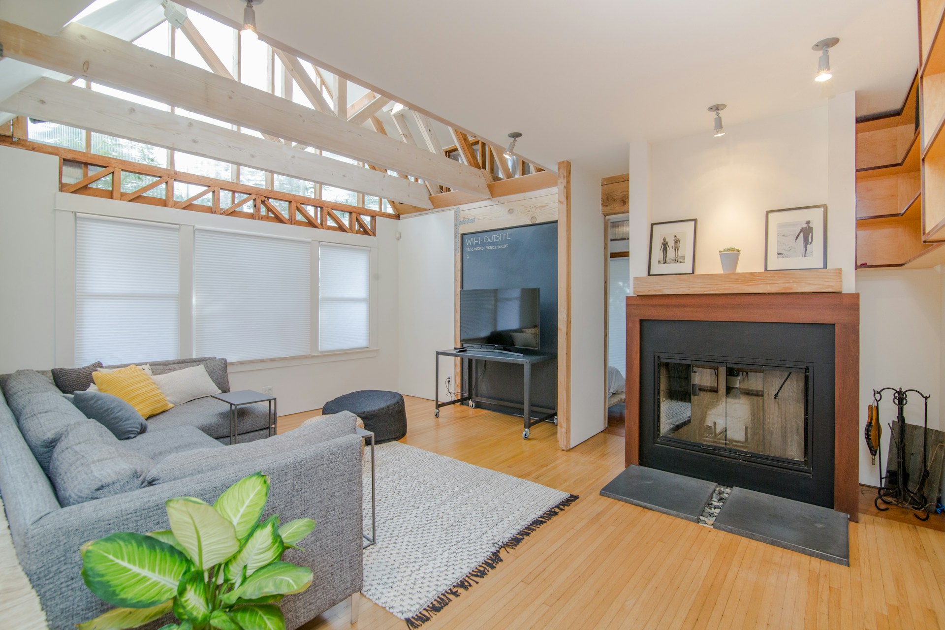 Read more about the article Discover Simple Ways to Boost Curb Appeal for Your Rental